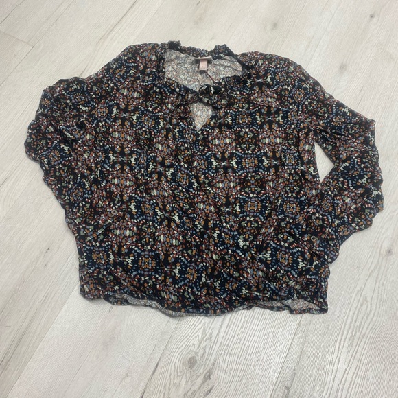 Knox Rose Black Multicolored Blouse - Picture 3 of 9